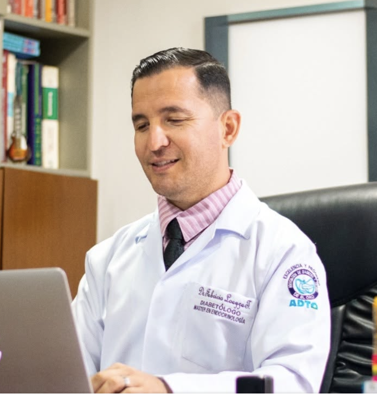 Dr. Fabricio Loayza T.